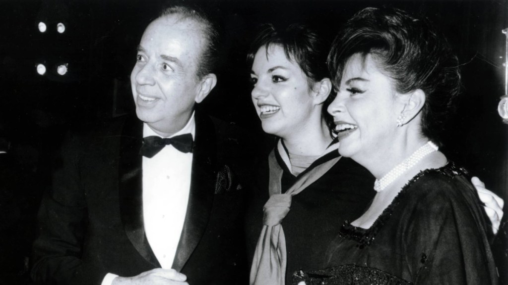 Liza Minelli mit ihren Eltern Judy Garland und Vince Minelli.